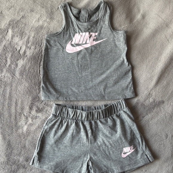 Nike Other - Nike Gray Activewear Set